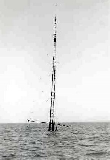 Mast of sunken Mi Amigo 1986