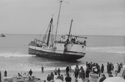 Tiri II on Ureti Beach 1968
